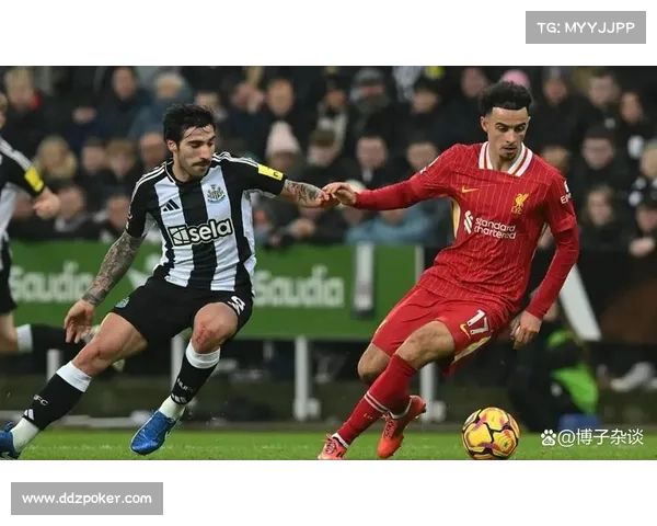 英超积分紧张多队争夺，竞争激烈形势胶着